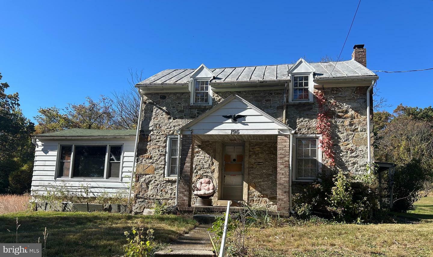 Property Photo:  196 Skyline Drive  PA 19606 