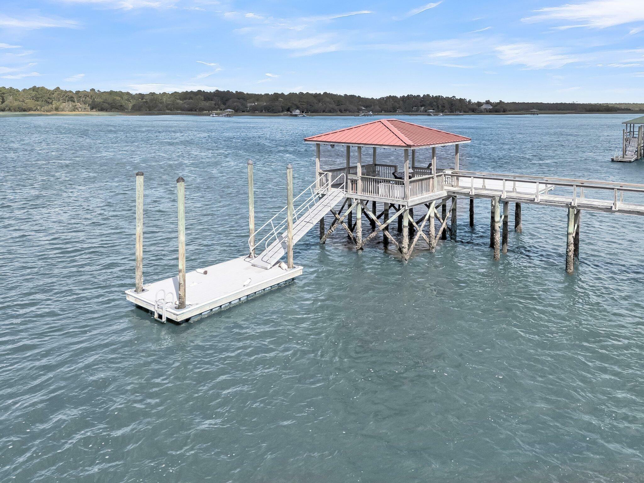 Property Photo:  1913 Mooring Line Way  SC 29466 