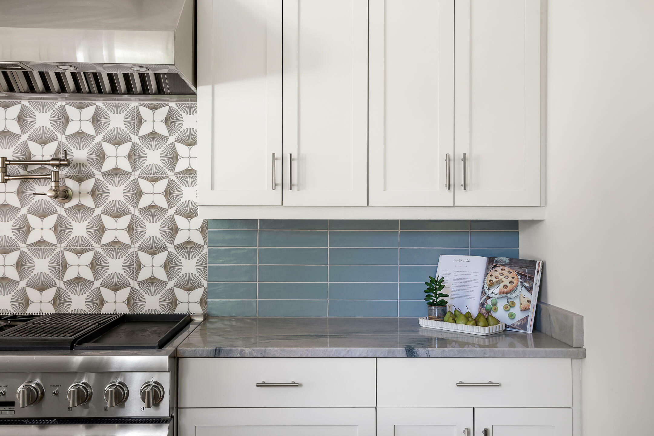 Property Photo: 517 Royall Avenue SC 29464