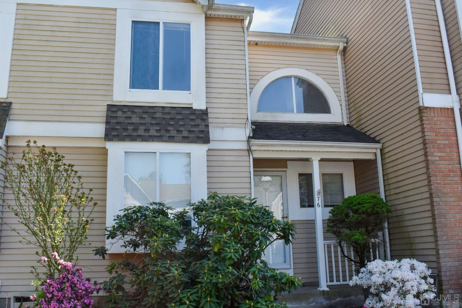 Property Photo:  76 Hampton Court  NJ 08844 