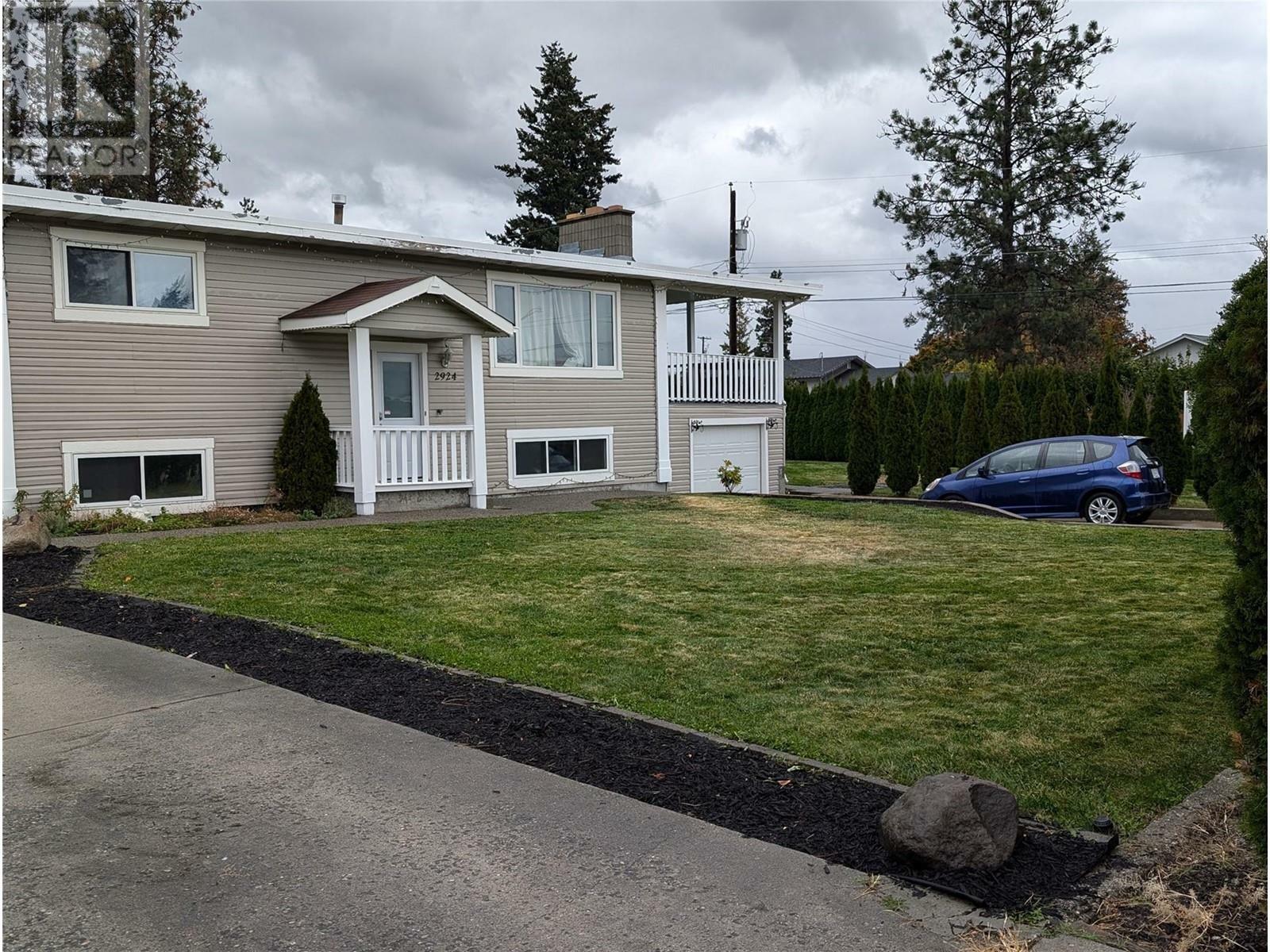 Property Photo:  2924 Gorman Road  BC V4T 1H4 