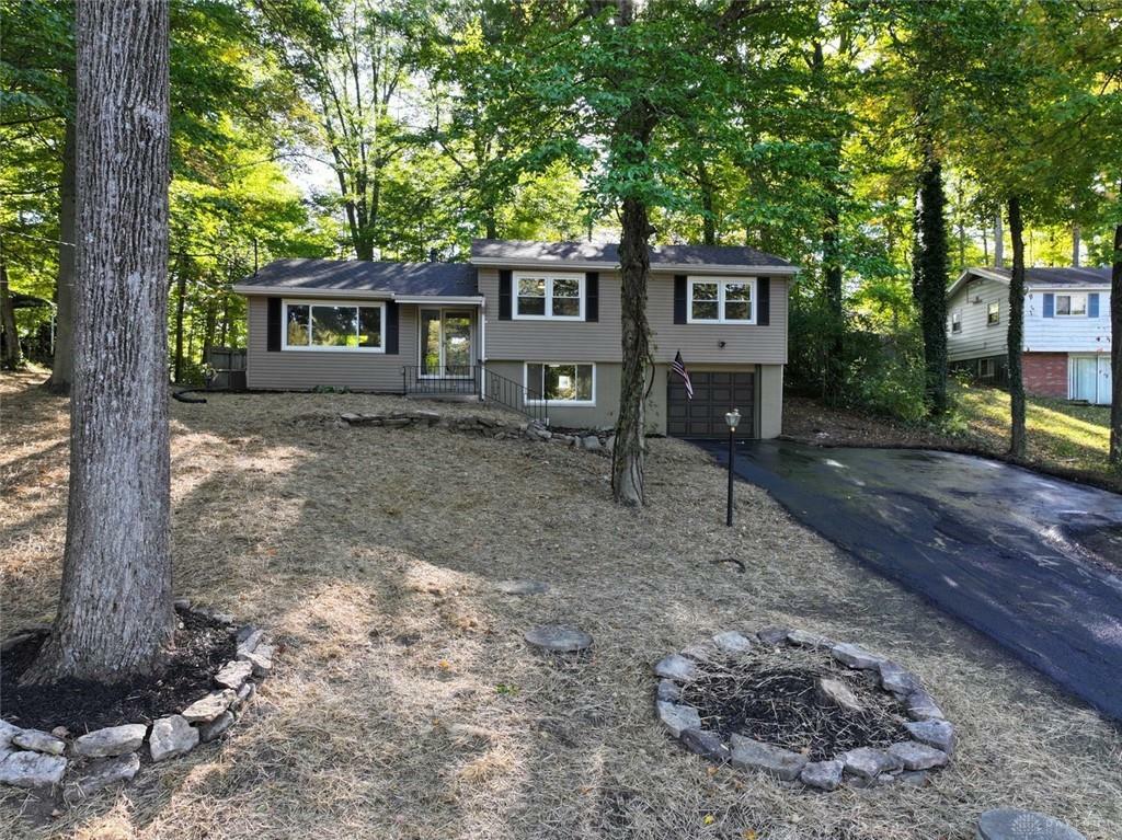 Property Photo:  2853 Evergreen Drive  OH 45504 