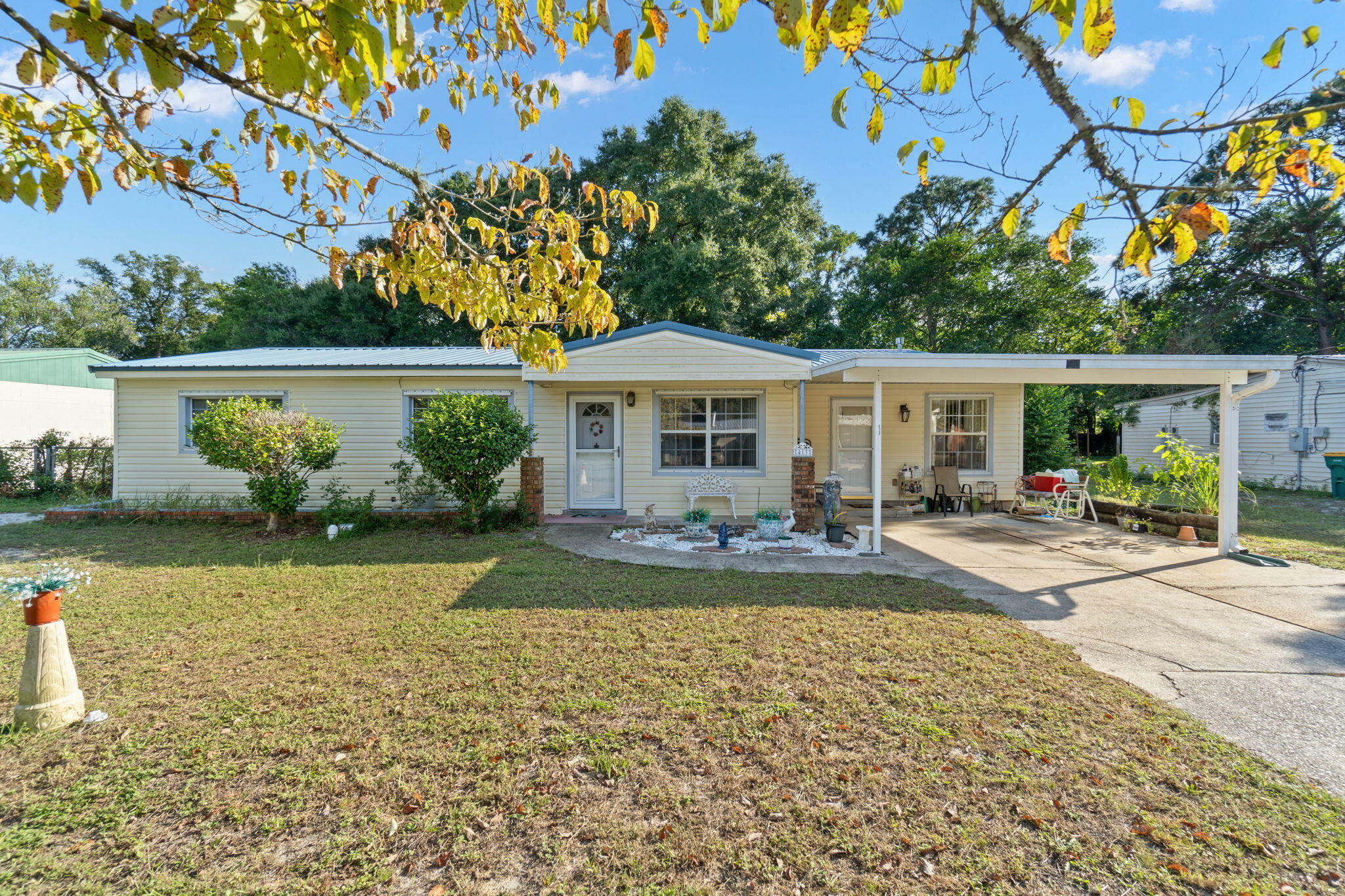 Property Photo:  413 Ed Street  FL 32547 