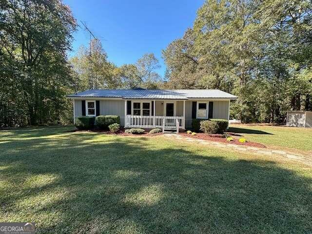 Property Photo: 679 Coles Lake Road GA 30117