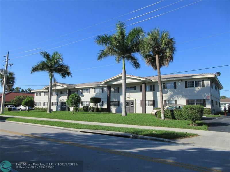 Property Photo:  4280 Woodside Dr 11  FL 33065 