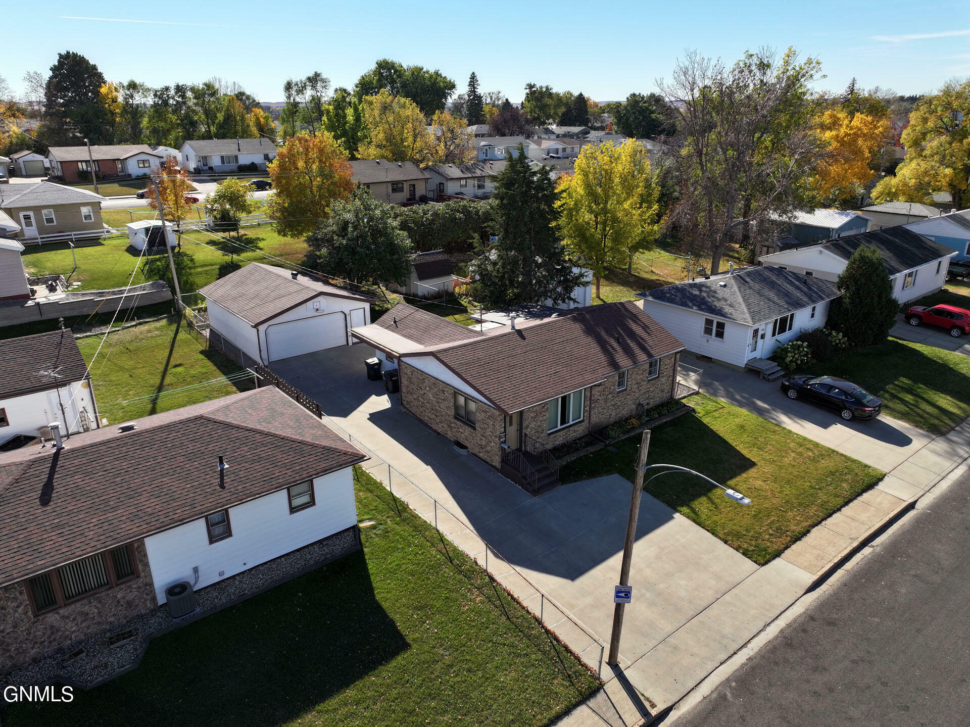 Property Photo:  103 12th Street NW  ND 58554 