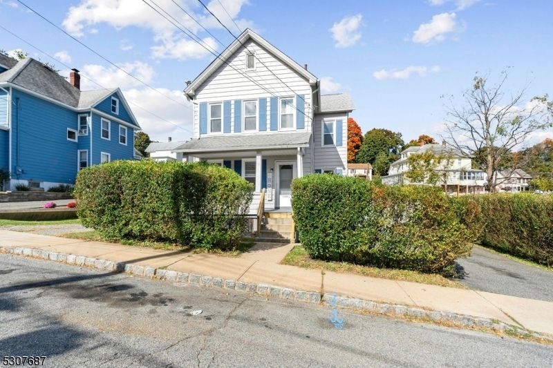 Property Photo:  11 Spruce St  NJ 07801 