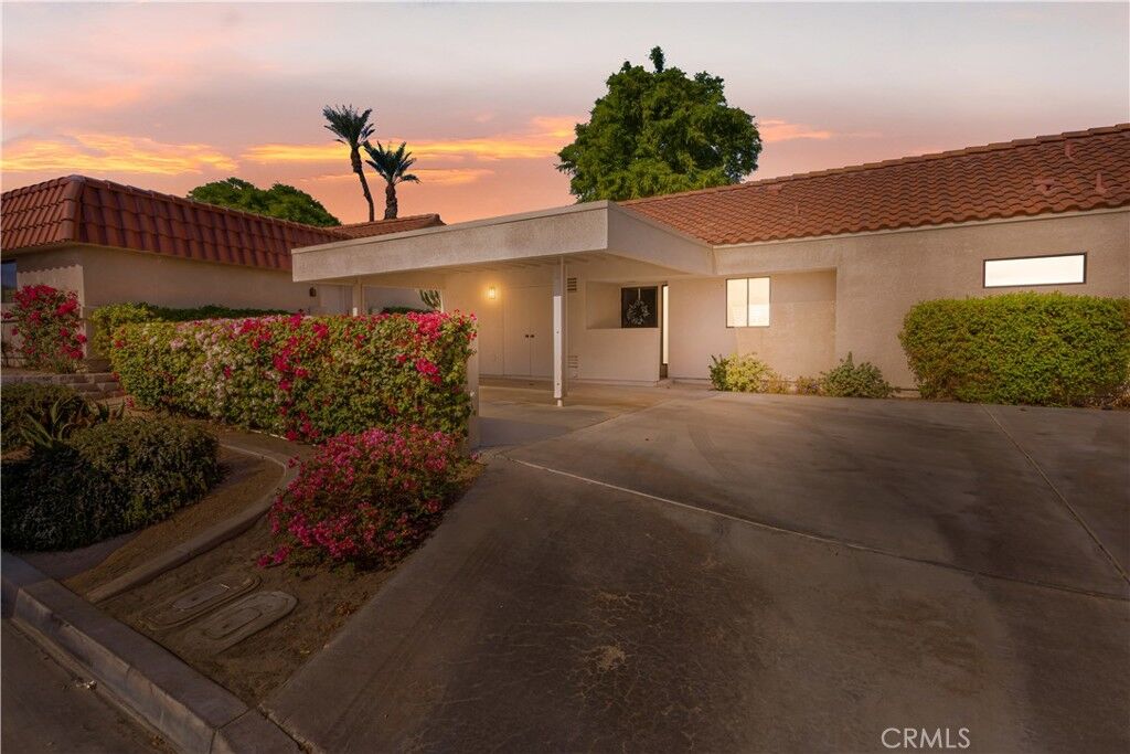 Property Photo:  41661 Resorter Boulevard  CA 92211 