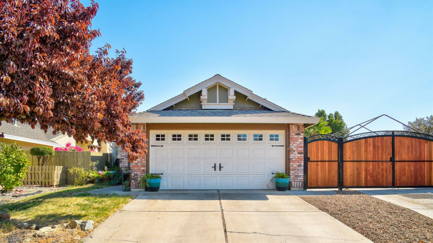 Property Photo:  9126 Harrogate Way  CA 95758 