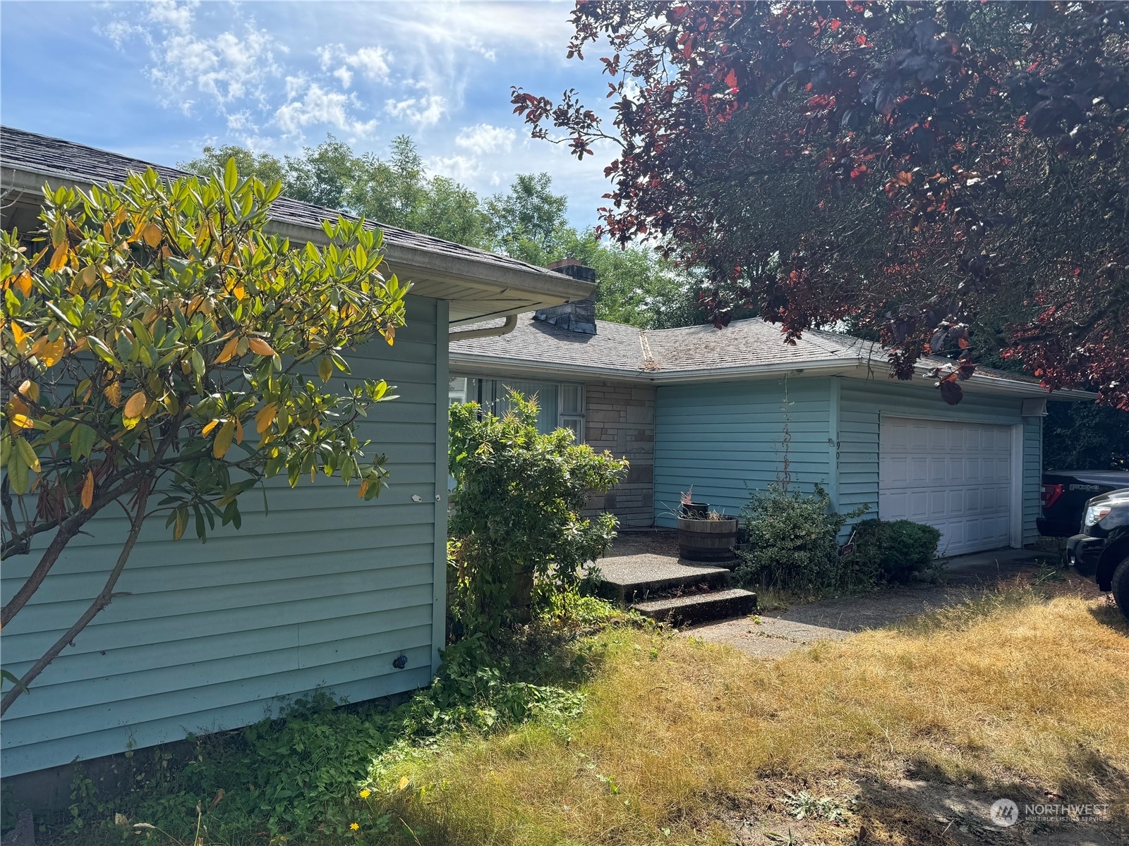 Property Photo:  1901 S Adams Street  WA 98405 