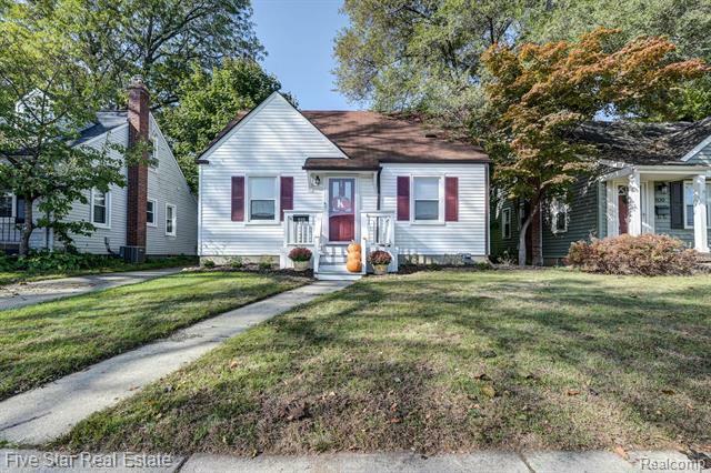 Property Photo:  1123 N Wilson Avenue  MI 48067 