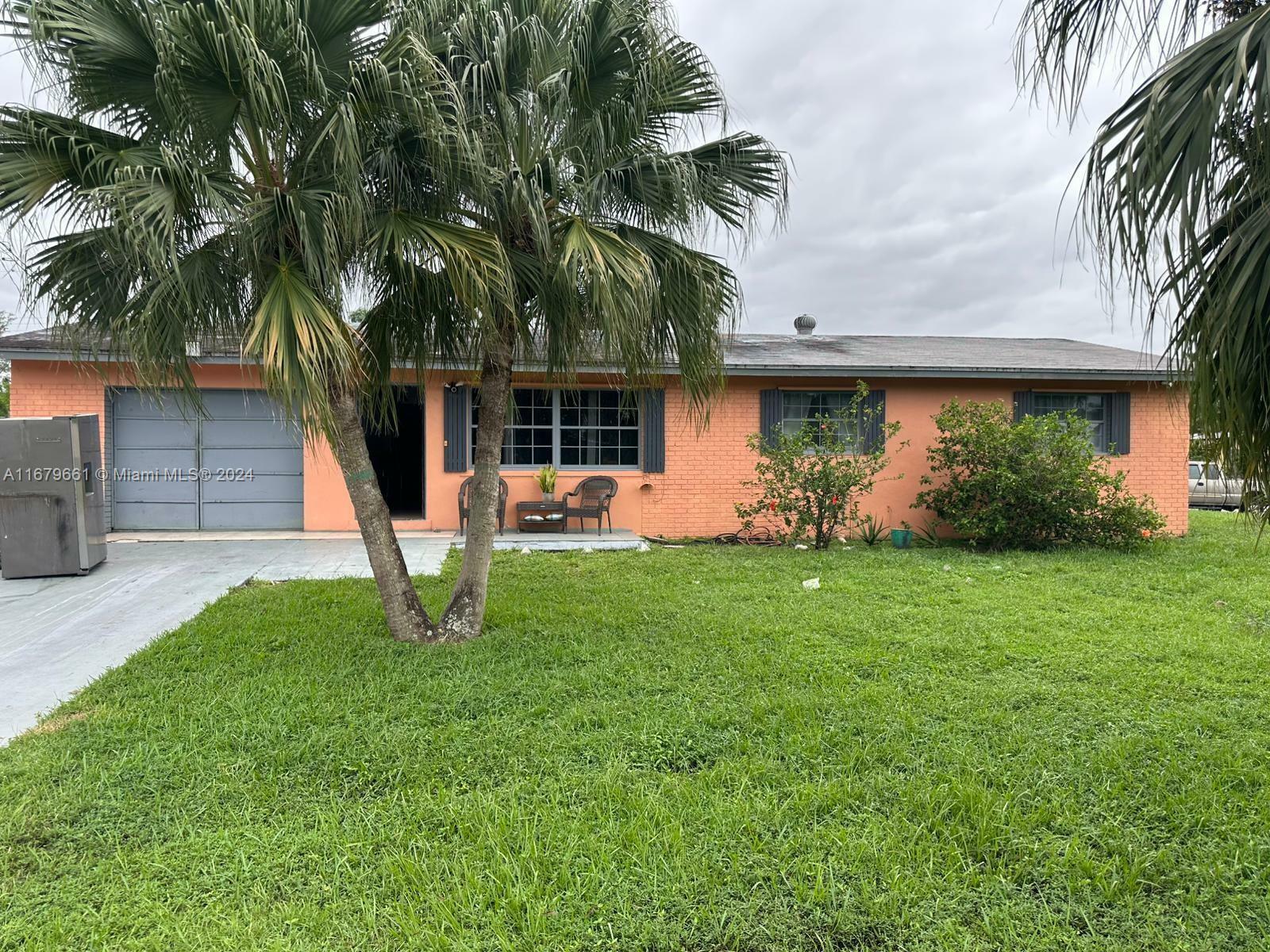 Property Photo:  4204 Kirkland Ln  FL 33461 