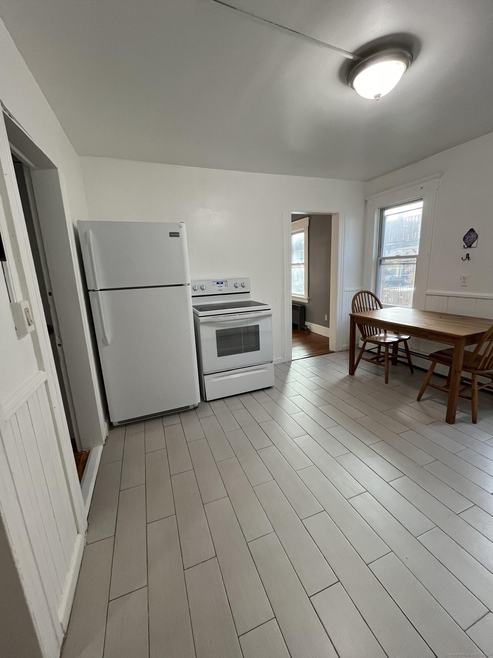 Property Photo:  40 James Street #2 Flr 2  CT 06790 