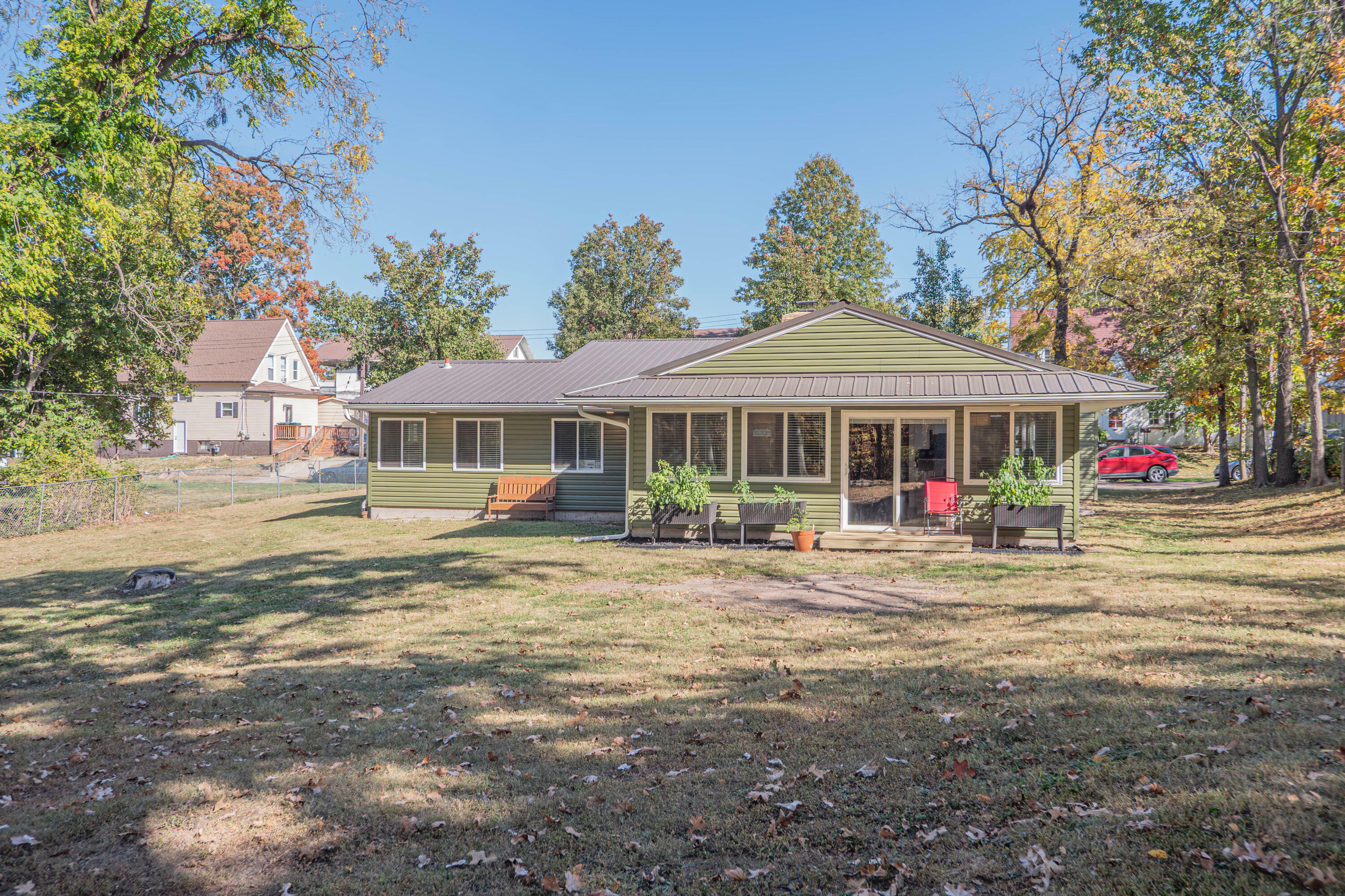 Property Photo:  511 Fort St  MO 65270 