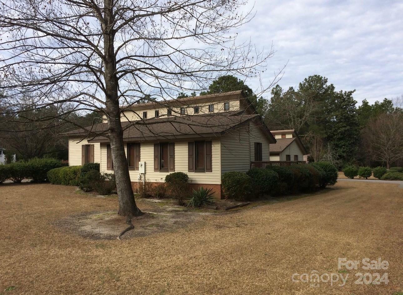 Property Photo:  102 Shenandoah Road E  NC 27376 