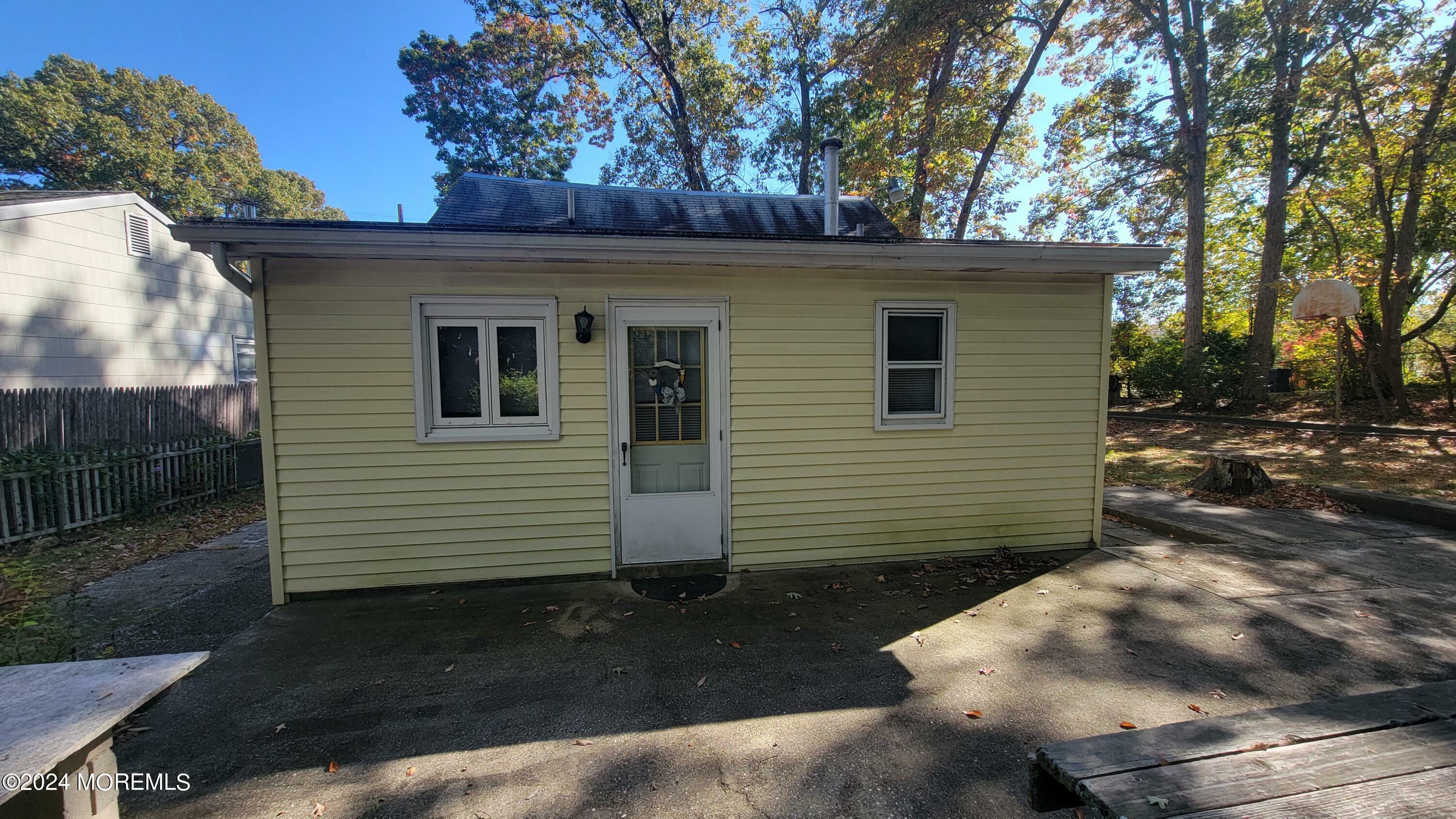 Property Photo:  520 Gilford Avenue  NJ 08753 