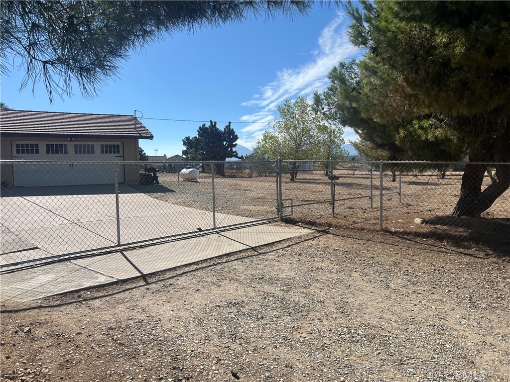 Property Photo: 11575 Stuveling Street CA 92344