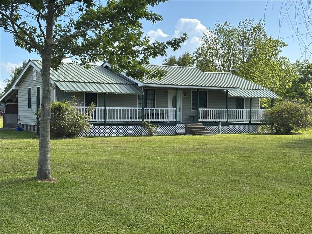 Property Photo:  3328-A Bayou Road  LA 70085 