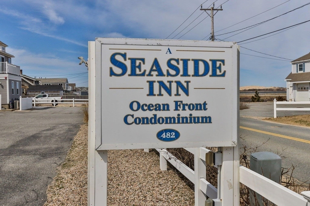 Property Photo: 482 Shore Rd 10 MA 02666