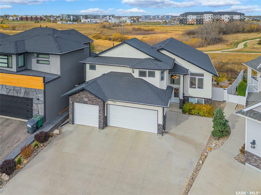 Photo de la propriété:  307 Hastings Lane  SK S7V 0C8 