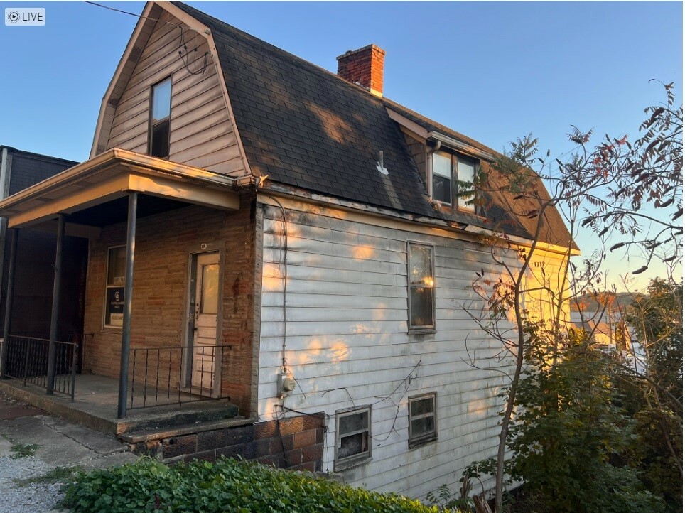 Property Photo:  345 Beaver Street  PA 15056 