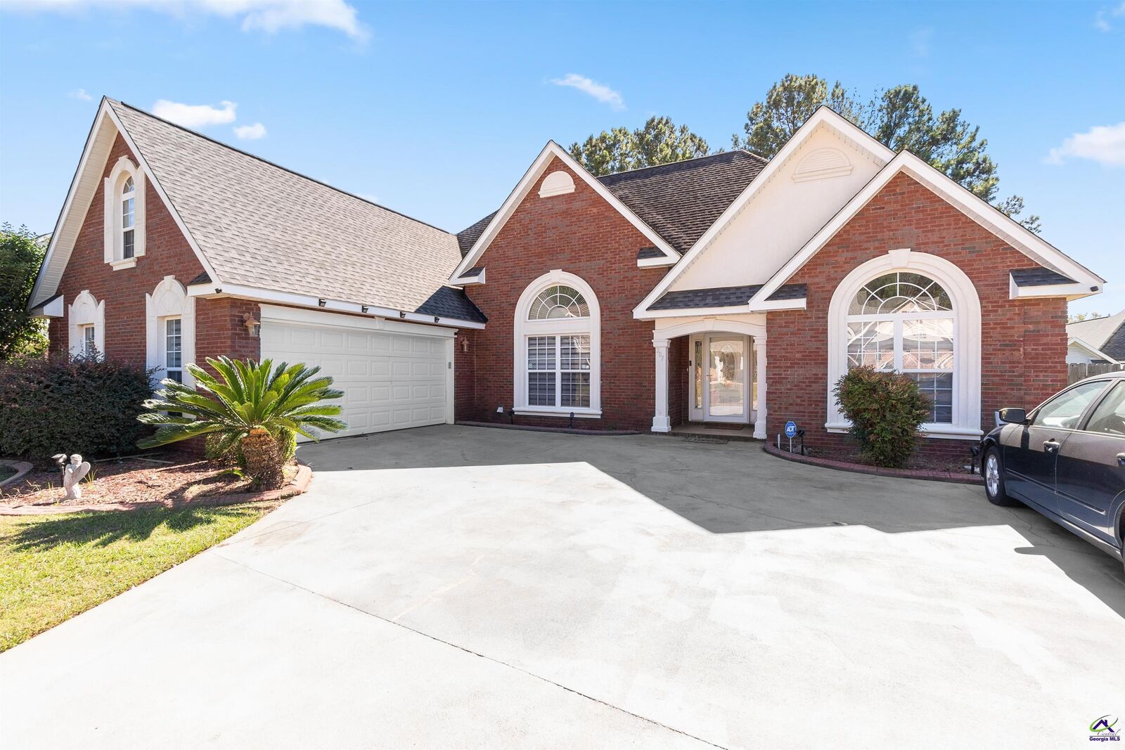 Property Photo:  207 Estates Way  GA 31088 