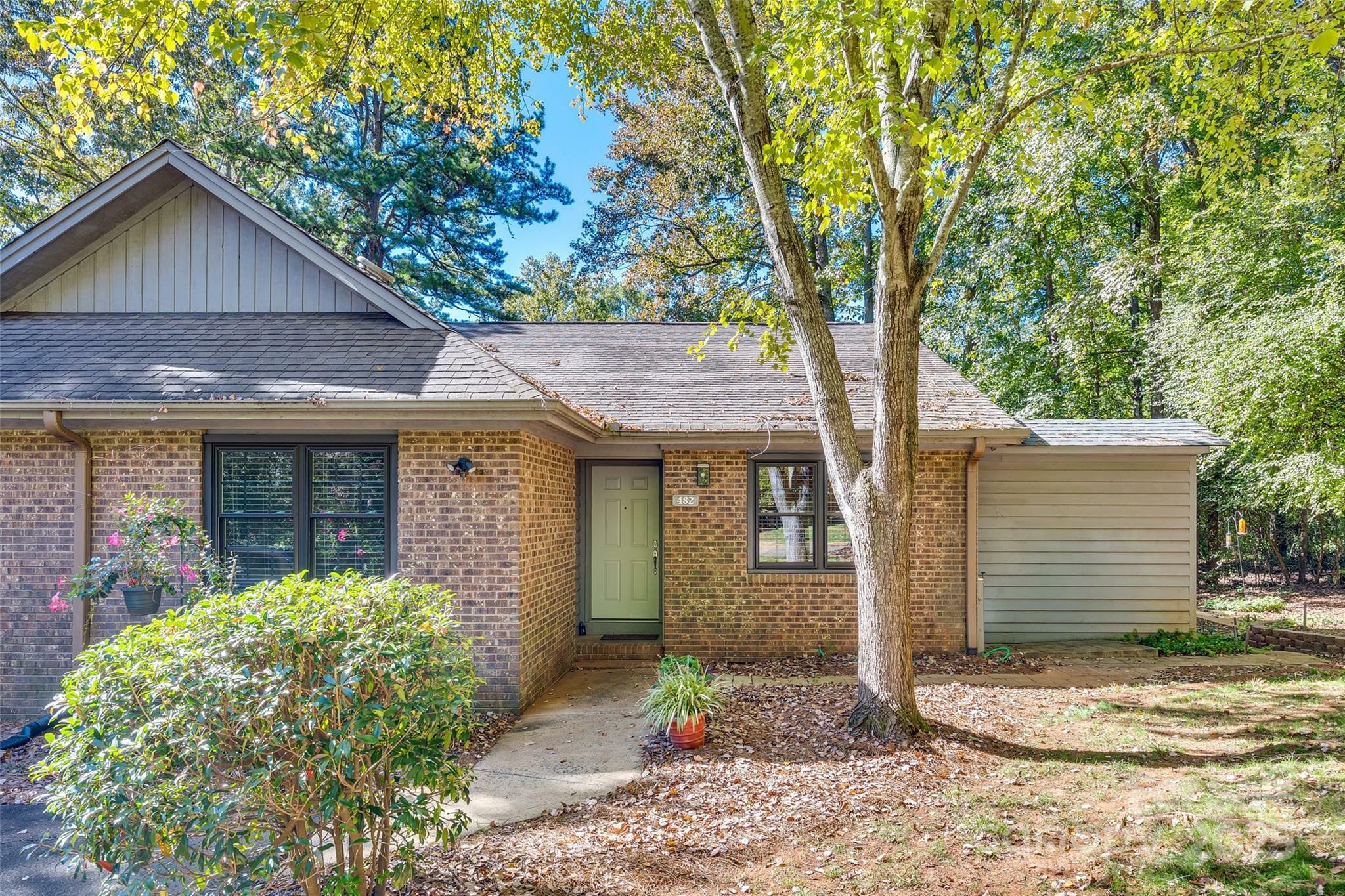 Property Photo:  482 Lazywood Lane  SC 29715 