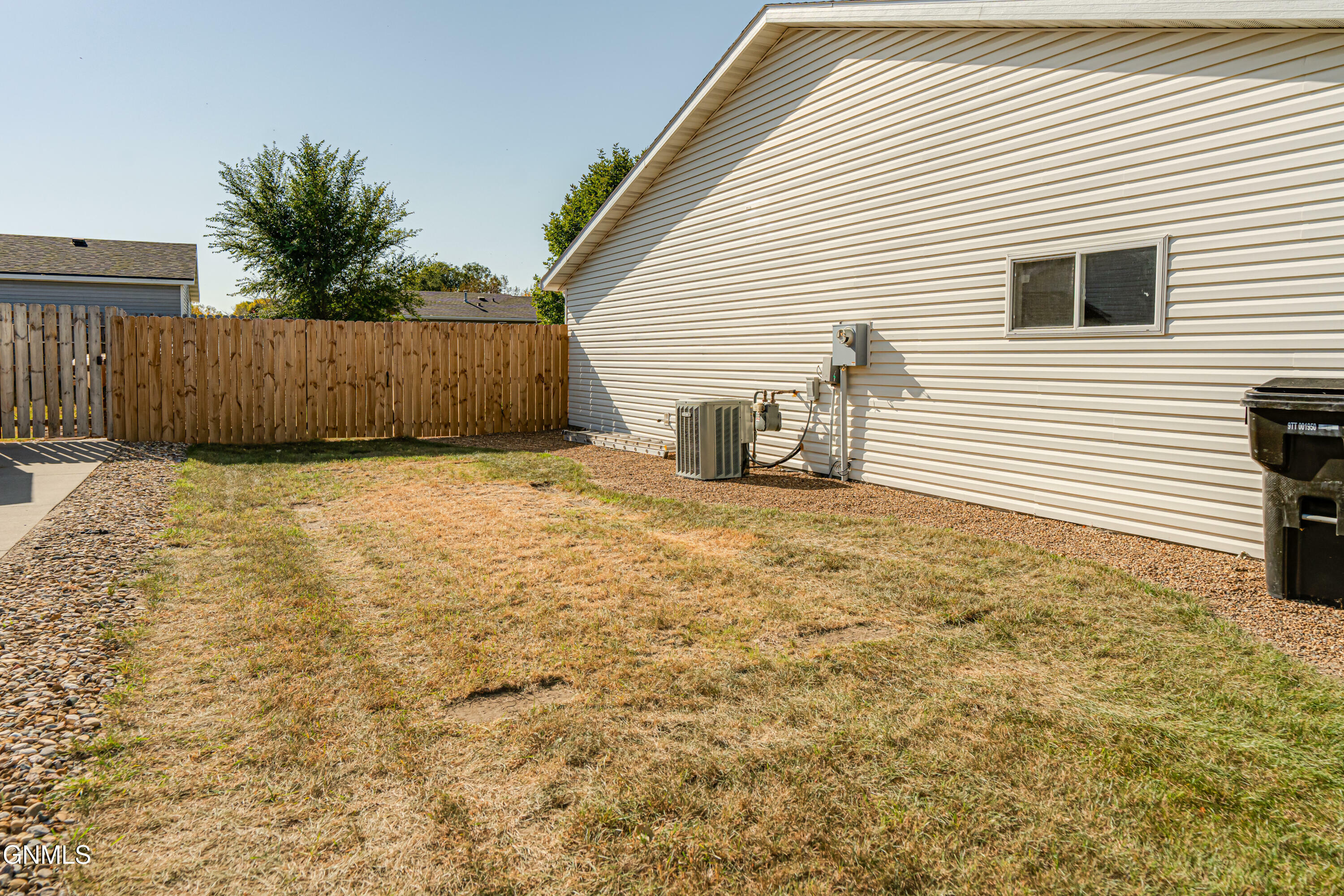 Property Photo:  1119 Lakota Lane  ND 58504 