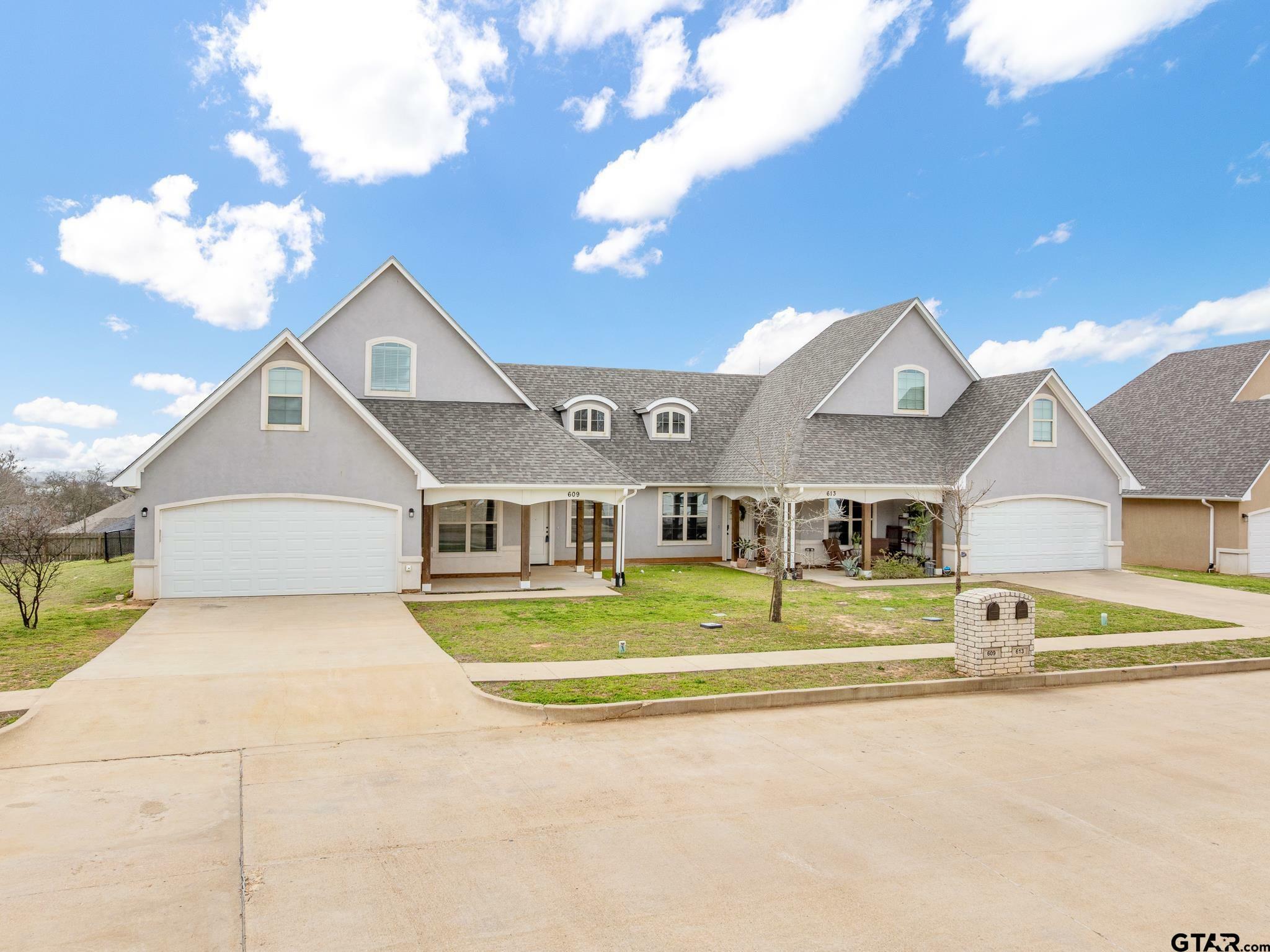 Property Photo: 617 And 621 3rd TX 75757