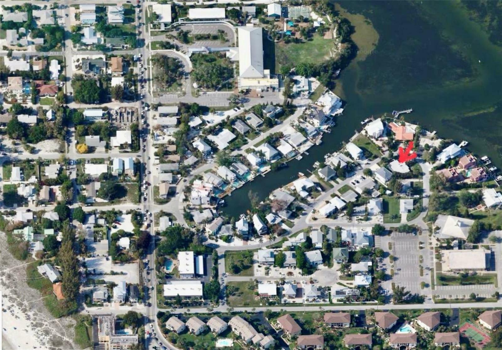 Property Photo:  231 S Harbor Drive  FL 34217 