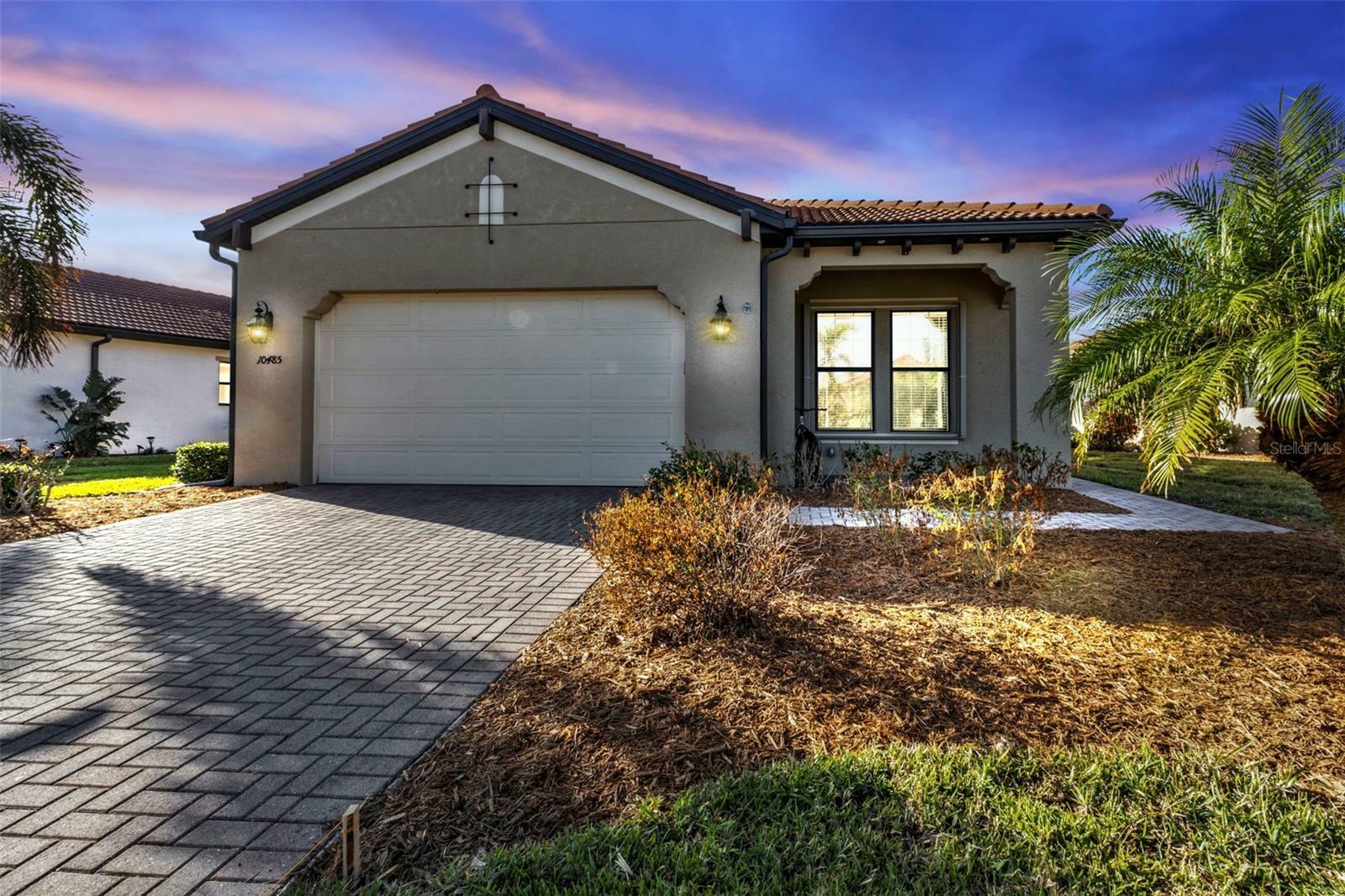 Property Photo:  10485 Crooked Creek Drive  FL 34293 