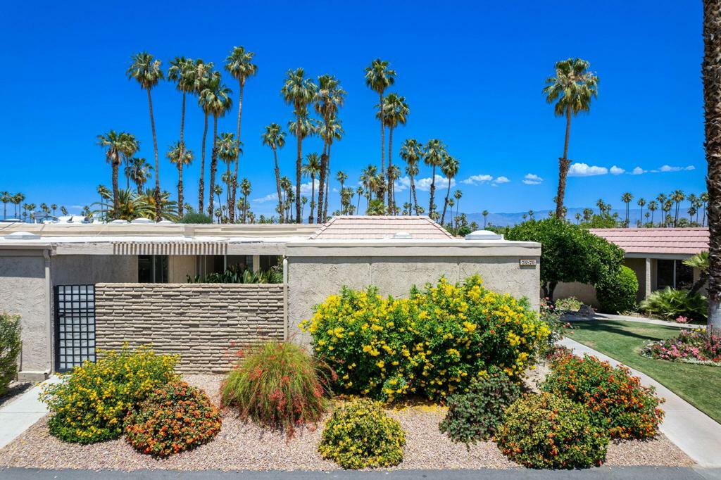 Property Photo:  76870 Robin Drive  CA 92210 