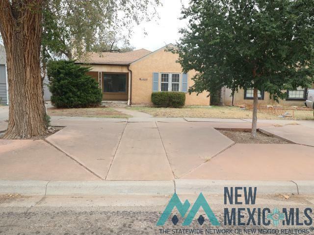 Property Photo: 1433 Axtell Street NM 88101