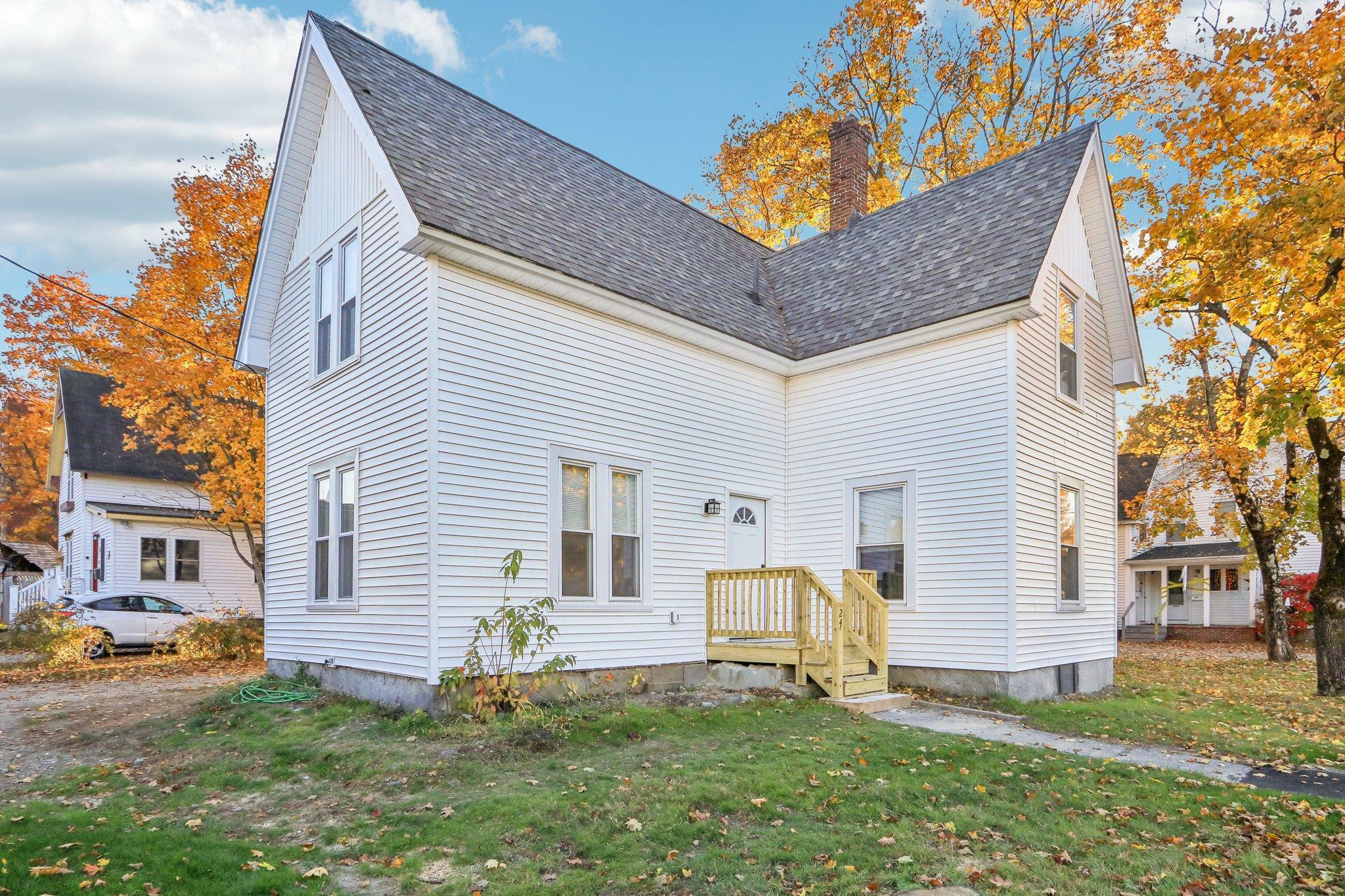 Property Photo:  24 Elm Street  NH 03045 