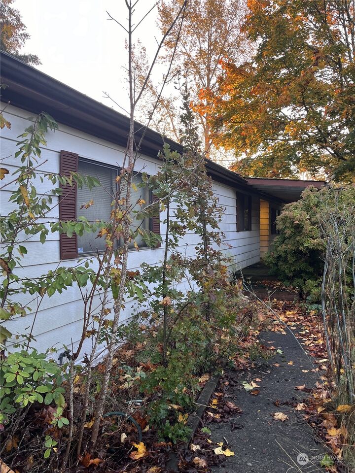 Property Photo:  1730  Pacific Ridge Drive SE  WA 98513 