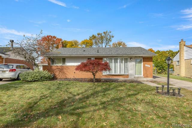 Property Photo:  26850 Constance Street  MI 48127 