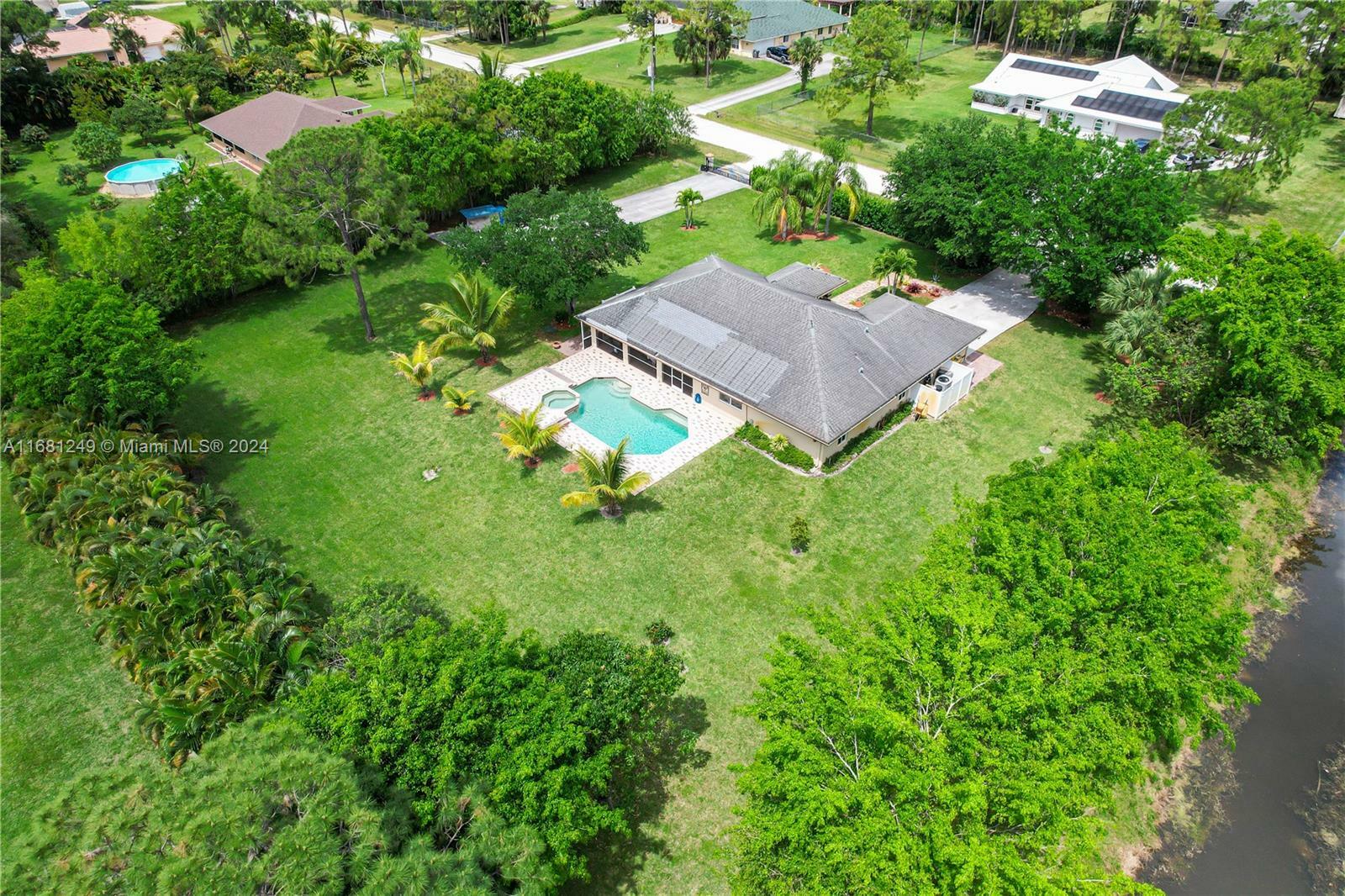 Property Photo:  12288 N 82nd Ln N  FL 33412 