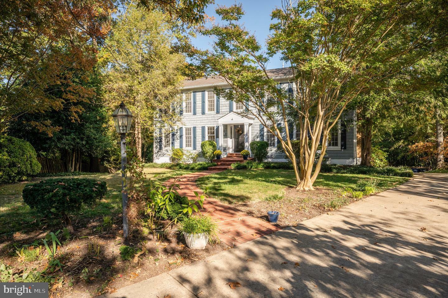 Property Photo:  900 Clifton Drive  VA 22308 