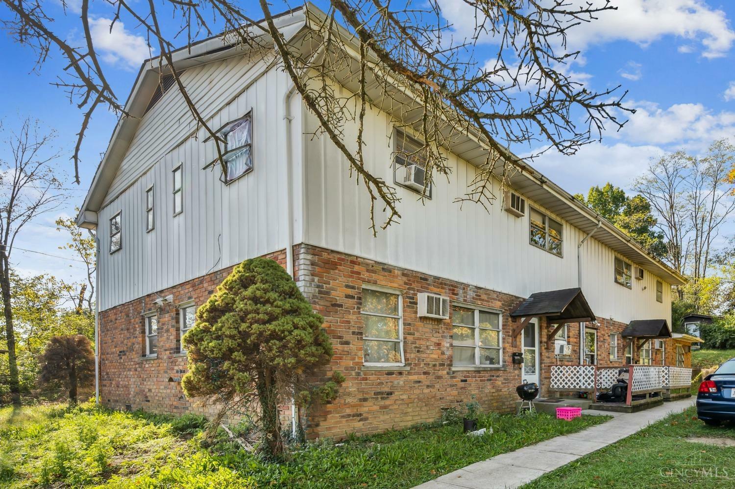 1654 Atson Lane  Cincinnati OH 45205 photo