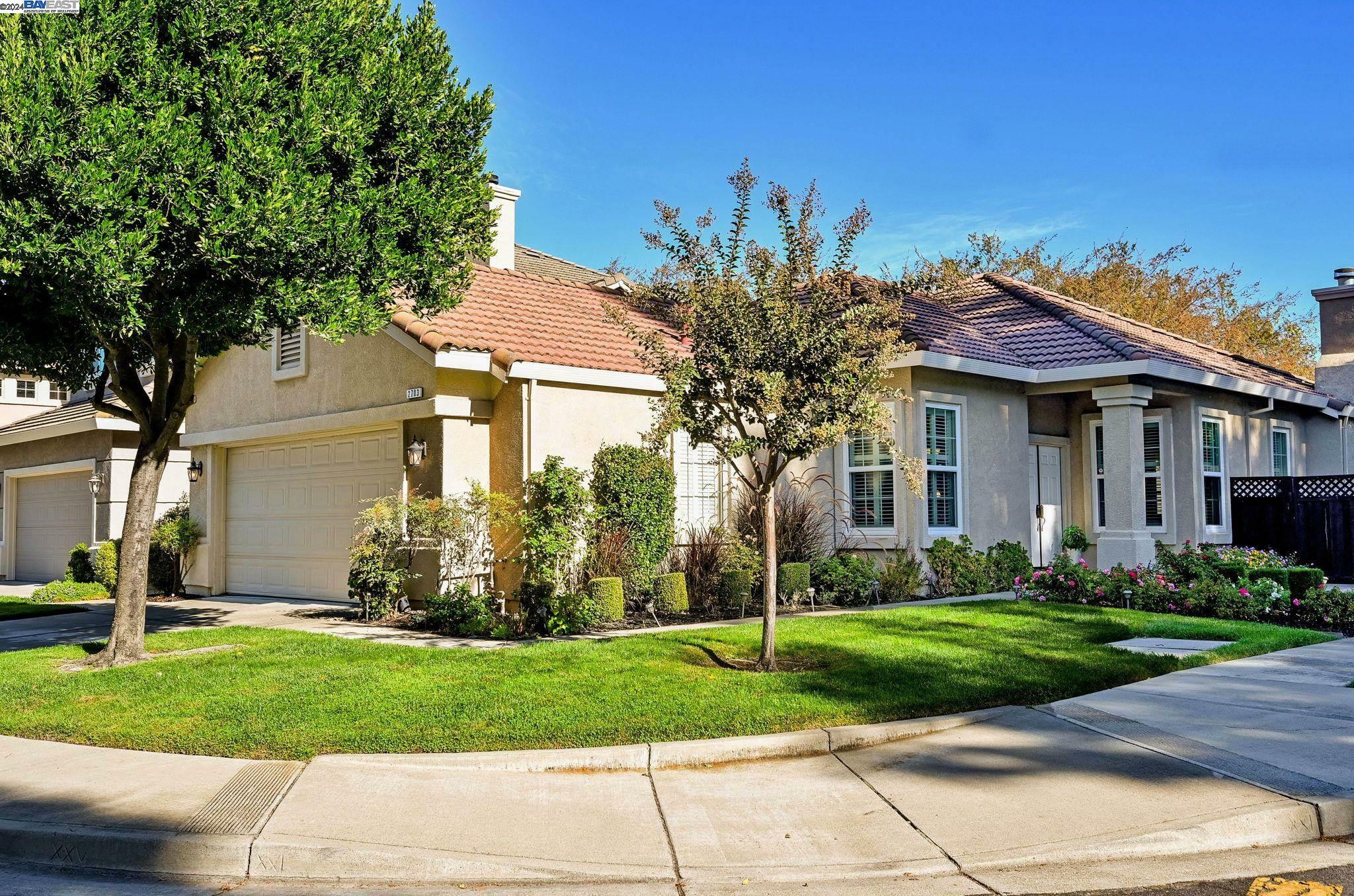 Property Photo:  2703 Huff Dr  CA 94588 