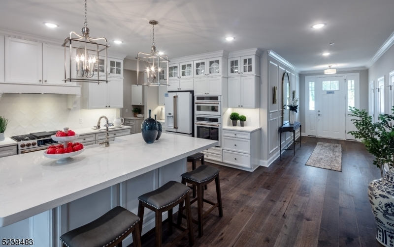 Property Photo: 36 Hillandale Dr 402 NJ 07945