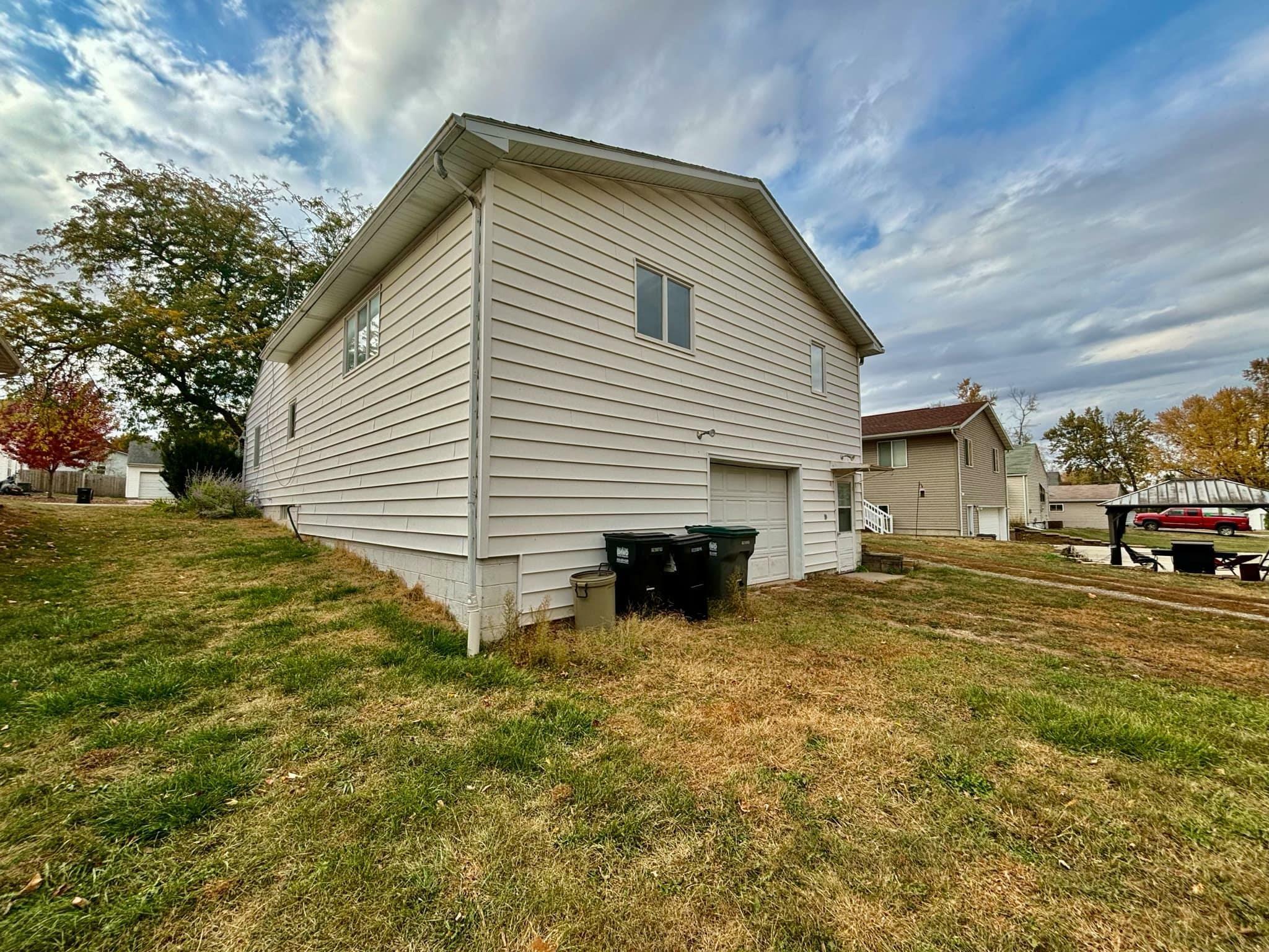 Property Photo:  307 Main Street  IA 50643 