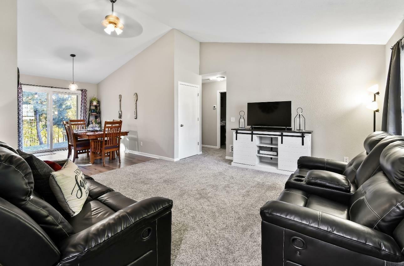 Property Photo:  623 Bliss Blvd  IA 50126 