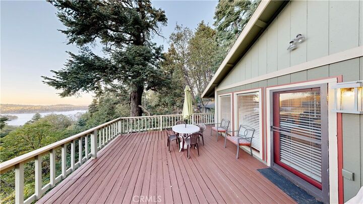 590 Arrowhead Villa Road  Lake Arrowhead CA 92352 photo