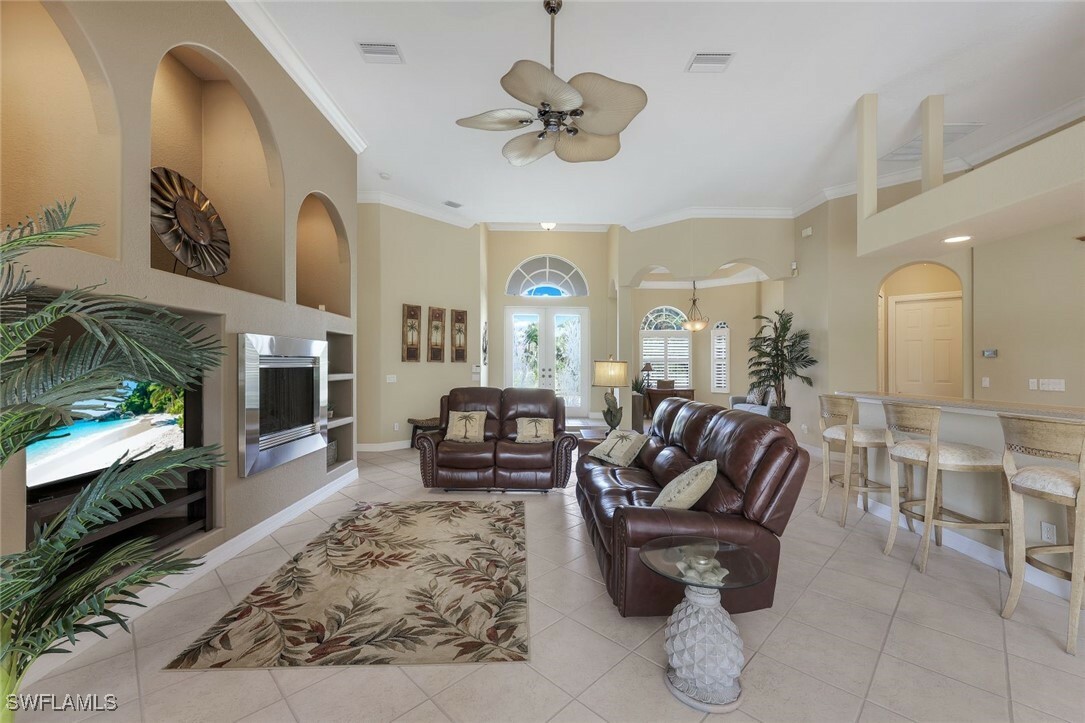 Property Photo:  8715 S Lake Circle  FL 33908 