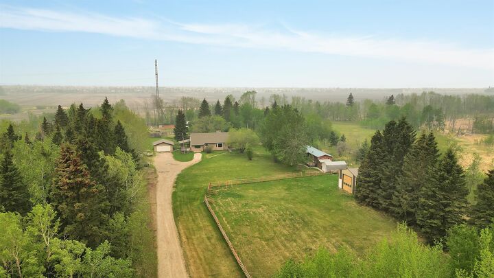 Property Photo: 38130 Range Road 270 20 AB T4E 1L3