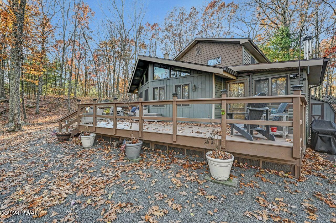 Property Photo:  108 Granite Drive  PA 18428 