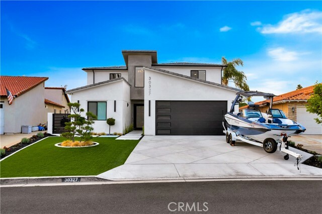 30327 Sea Horse Circle  Canyon Lake CA 92587 photo