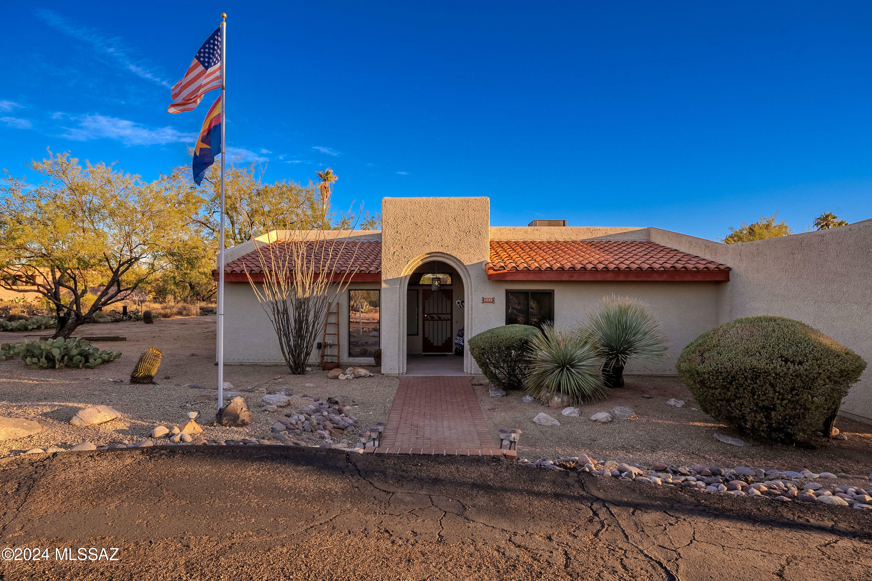 Property Photo:  1111 W Chula Vista Road  AZ 85704 