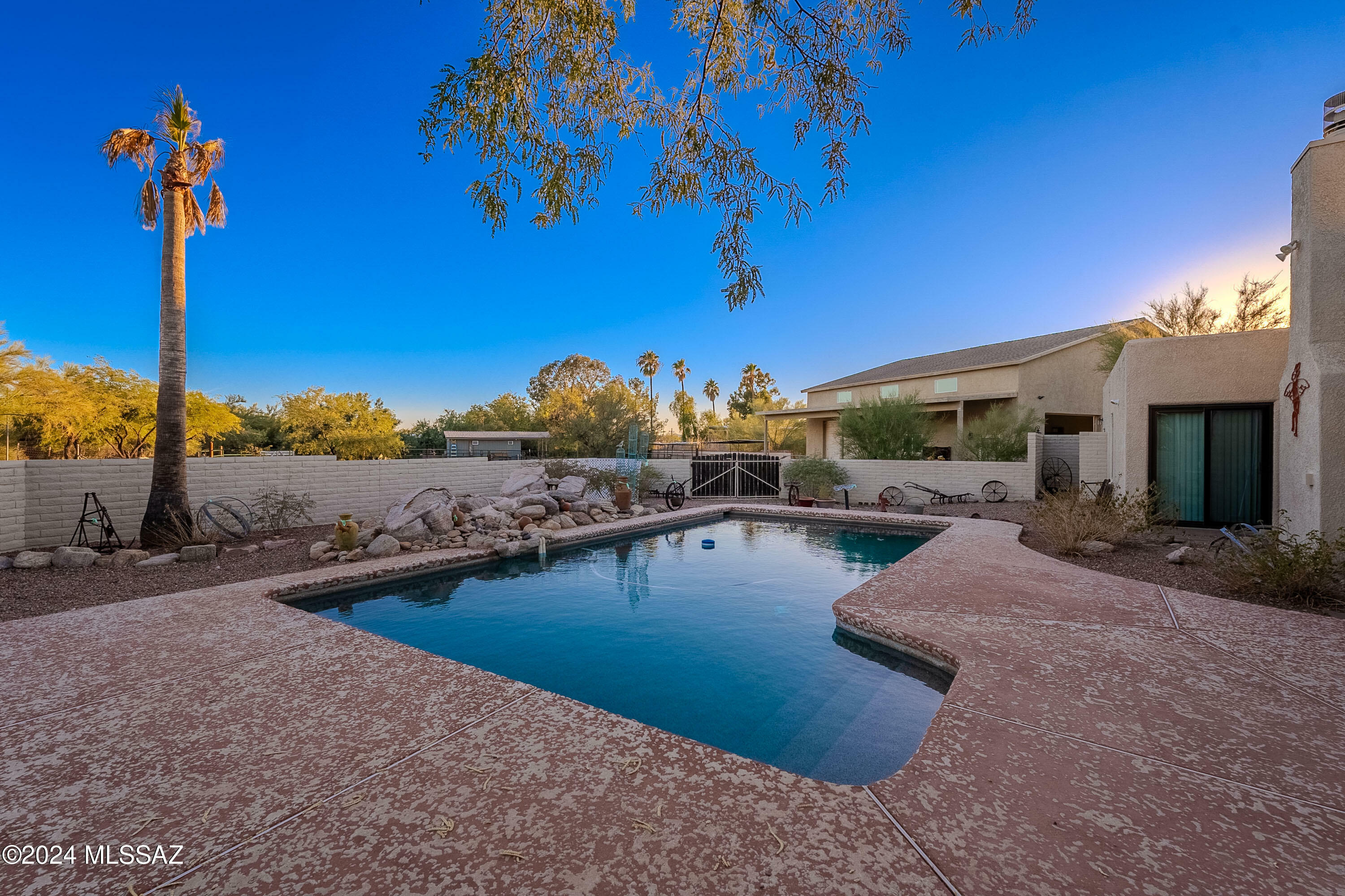 Property Photo:  1111 W Chula Vista Road  AZ 85704 